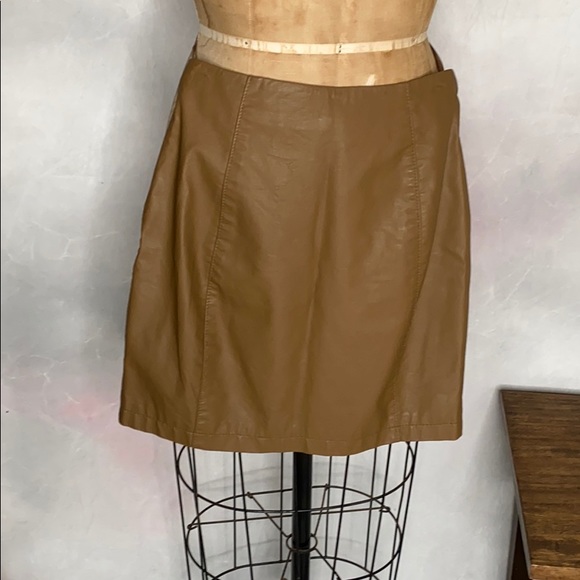 Free People Faux Leather Button Down Skirt SZ 0 - Picture 5 of 9